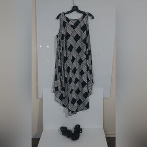 XPRESS Size L Black and White One Shoulder Sundress 55%cotton  45%polyester